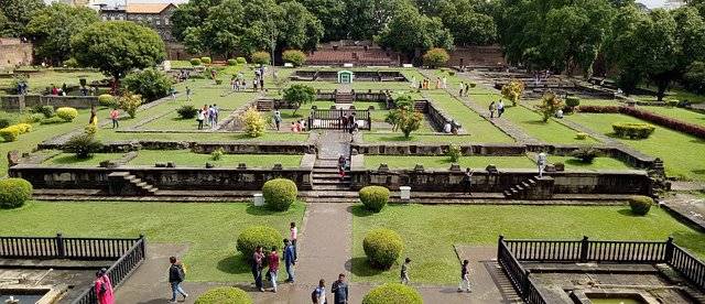 Book cab to pune shaniwar wada